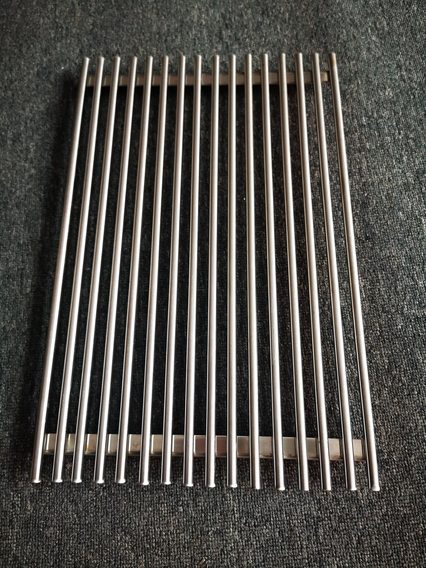 Rod grill detachable